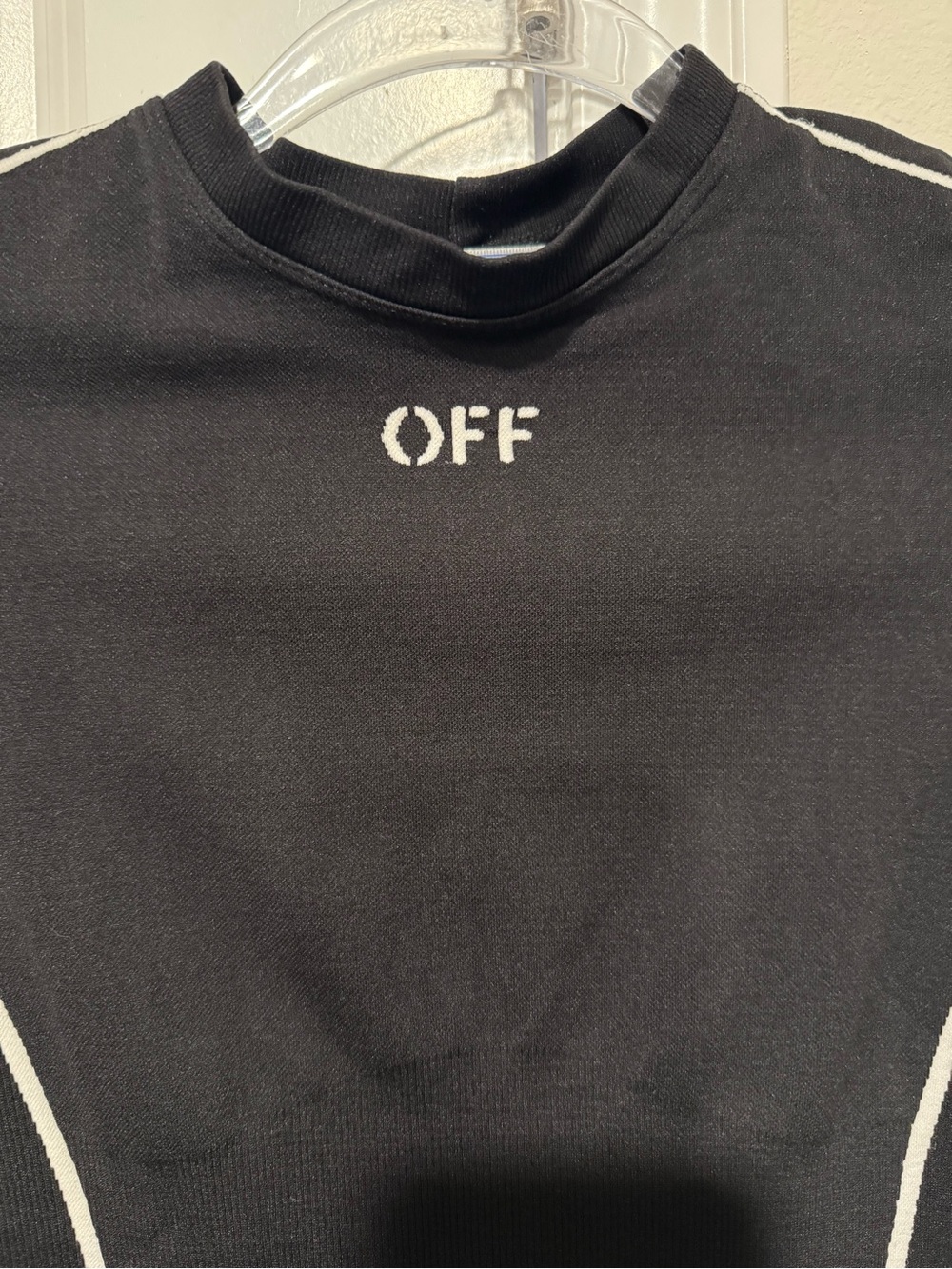 Off White Black Short-Sleeve Top with White Contrast Piping size Small - Picture 3 of 10